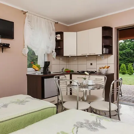 House Near Baltic Sea And Wolinski Park 펜션 Dargobądz