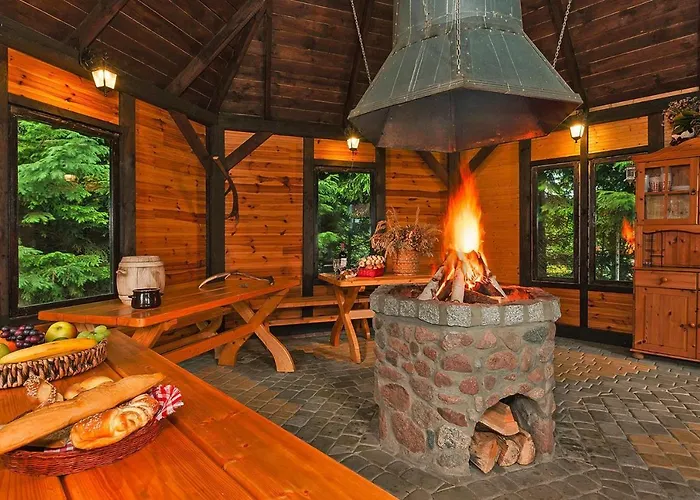 House Near Baltic Sea And Wolinski Park Dargobądz